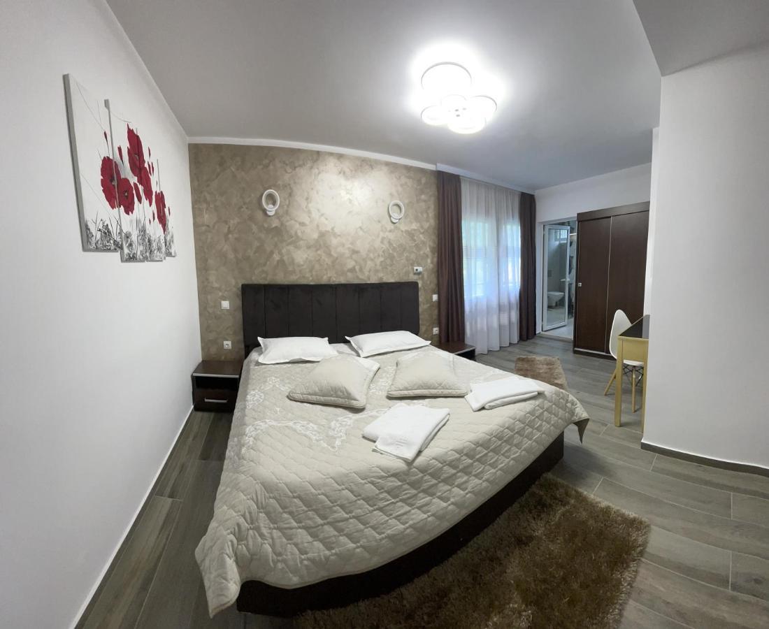 Casa Anne Marie Hotel ซินายา ภายนอก รูปภาพ